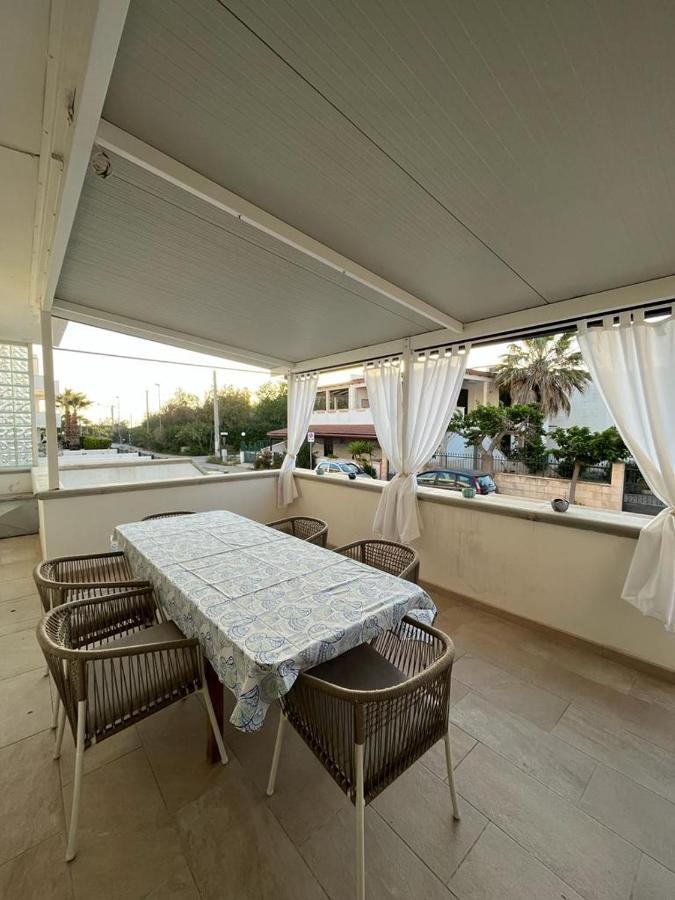 Villa Ticia A 100 Metri Dalla Spiaggia Con Parcheggio Privato Лідо-Маріні Екстер'єр фото