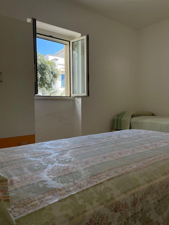 Villa Ticia A 100 Metri Dalla Spiaggia Con Parcheggio Privato Лідо-Маріні Екстер'єр фото