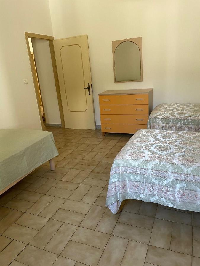 Villa Ticia A 100 Metri Dalla Spiaggia Con Parcheggio Privato Лідо-Маріні Екстер'єр фото